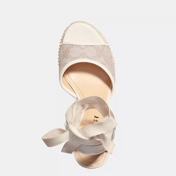 New🤍Coach Page Wedge - Picture 2 of 5